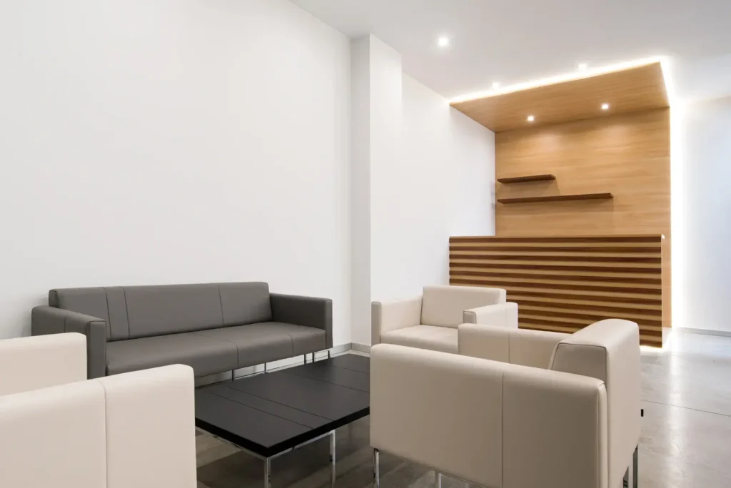 Reformas de Locales Badalona para oficina moderna